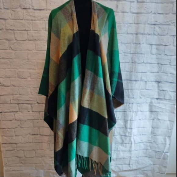 Zara Wool blend Plaid Cape Poncho Blanket Scarf - Picture 3 of 7